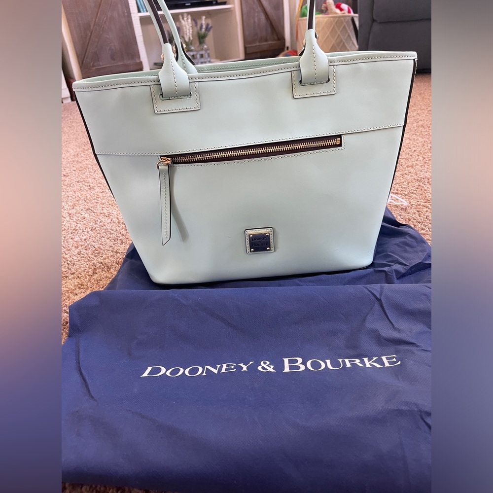 Dooney & Bourke Saffiano Shopper